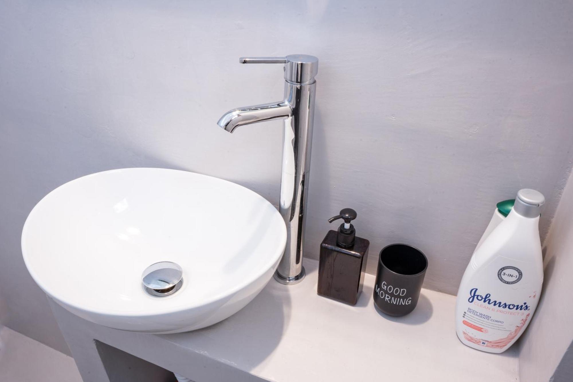 Cozy Budget Apartments In The Heart Of Fira Luaran gambar
